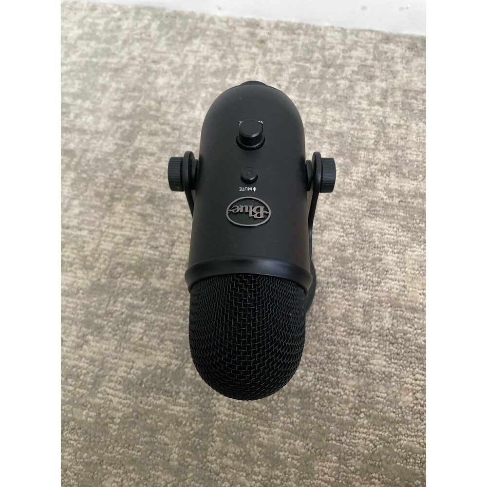 Blue Yeti USB Microphone Blackout Edition w/ Stand & Cable Tested A00132